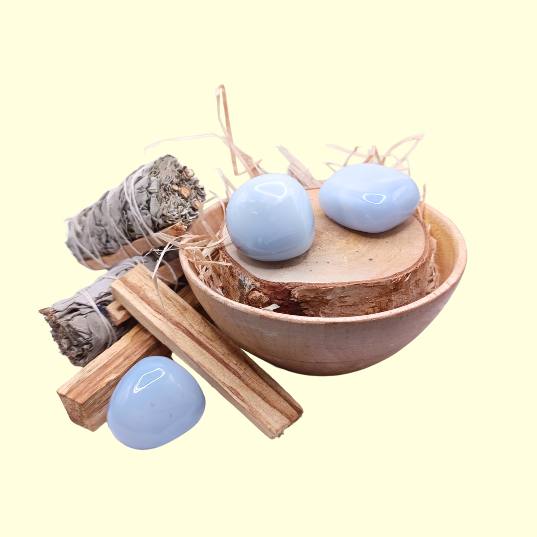 Pierres roulées - Calcédoine Bleue 40 - 50 mm