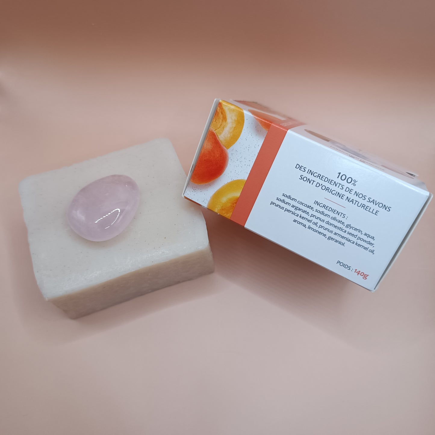 Savon à la pêche et à l'abricot