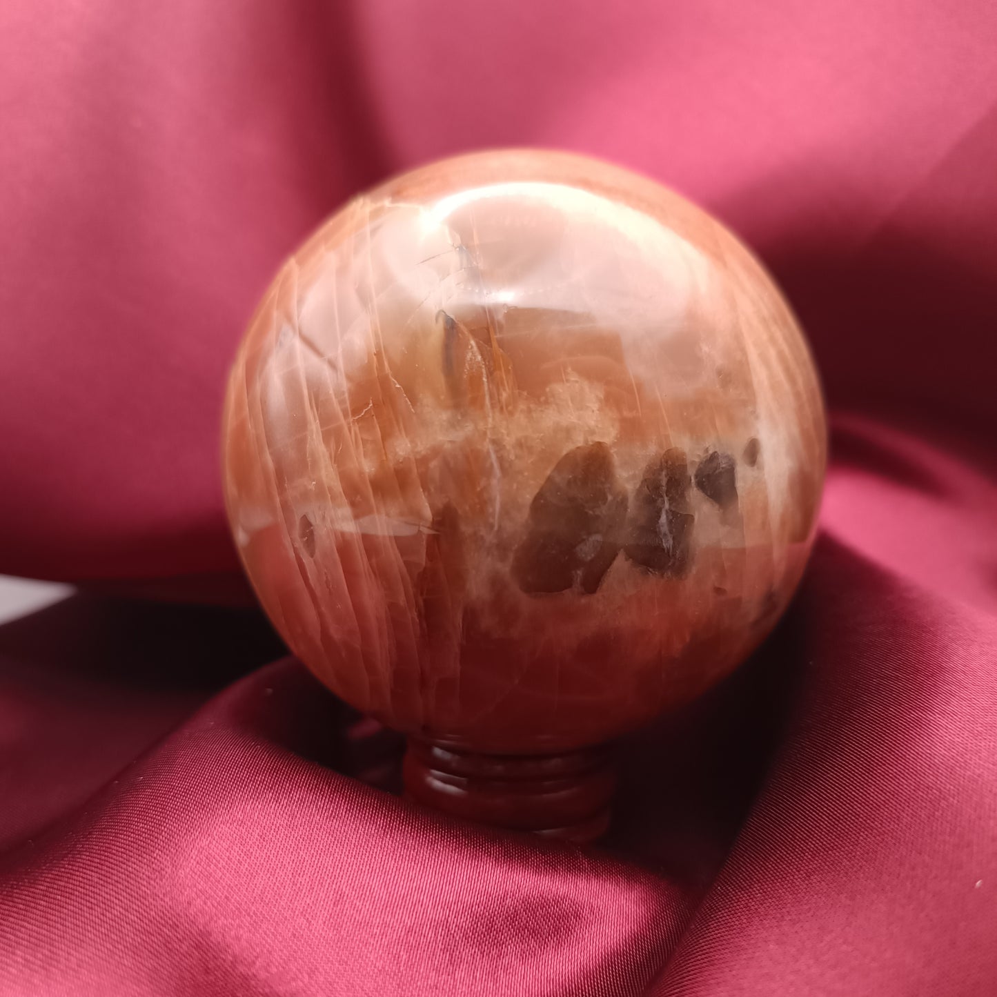 Sphère en pierre de lune orange - 70-80 mm