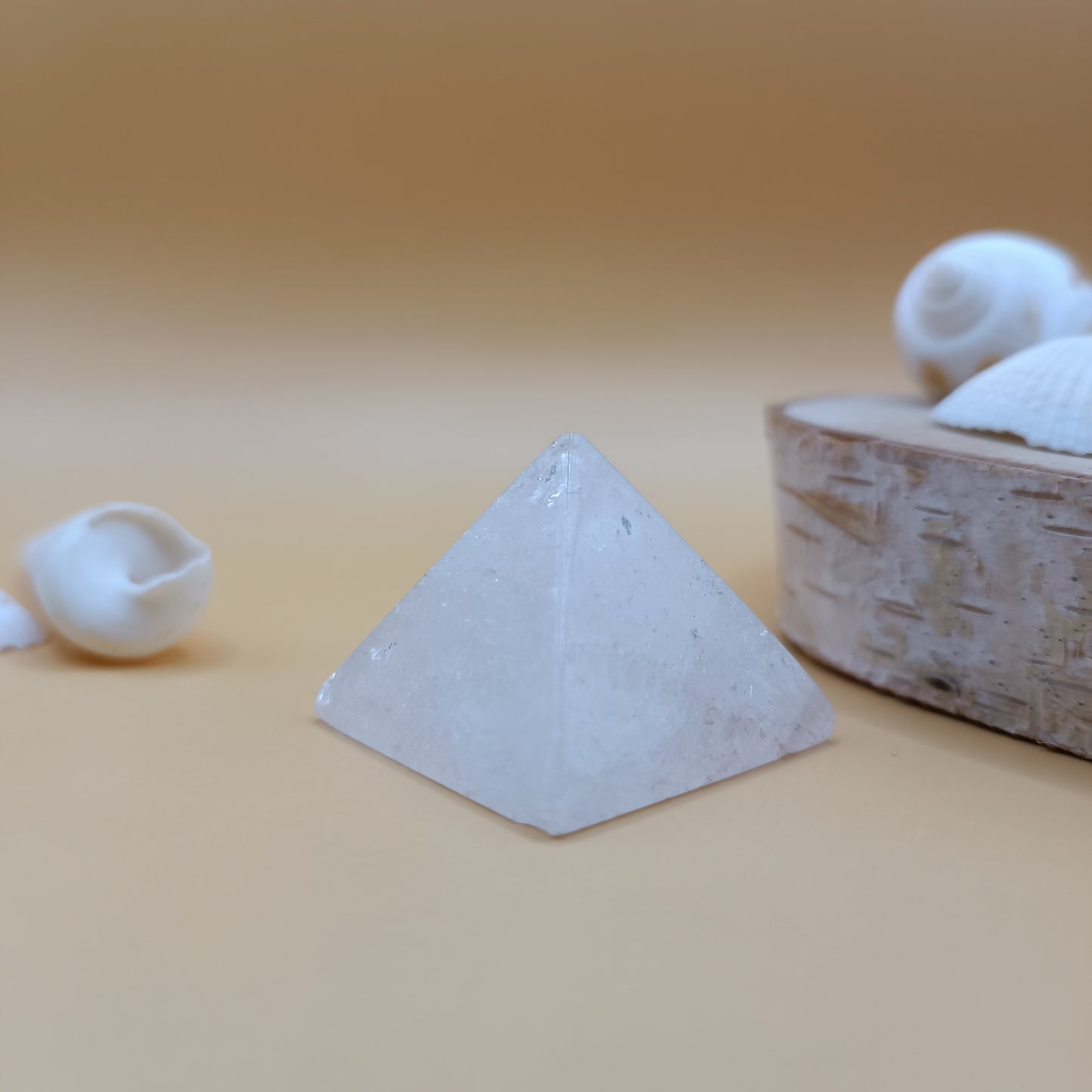 Pyramide en cristal de roche - 30 mm