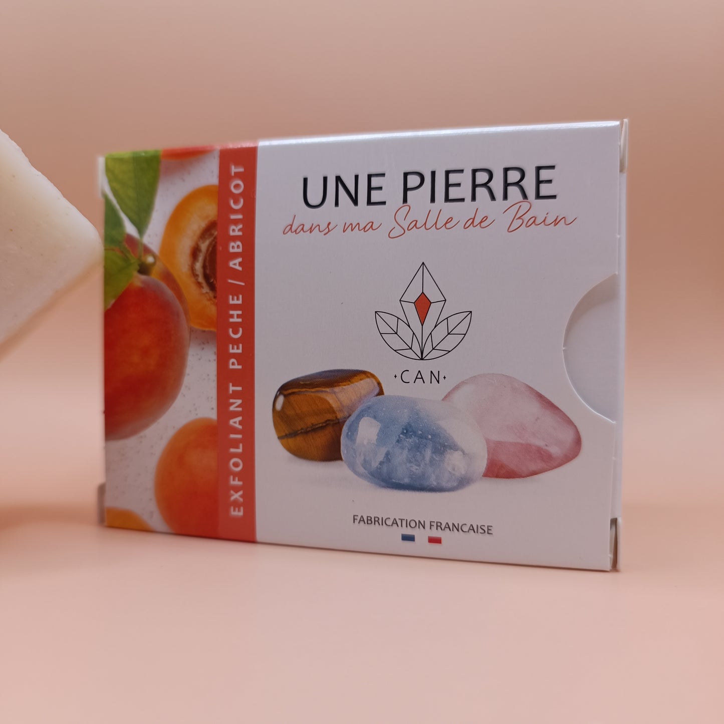 Savon à la pêche et à l'abricot