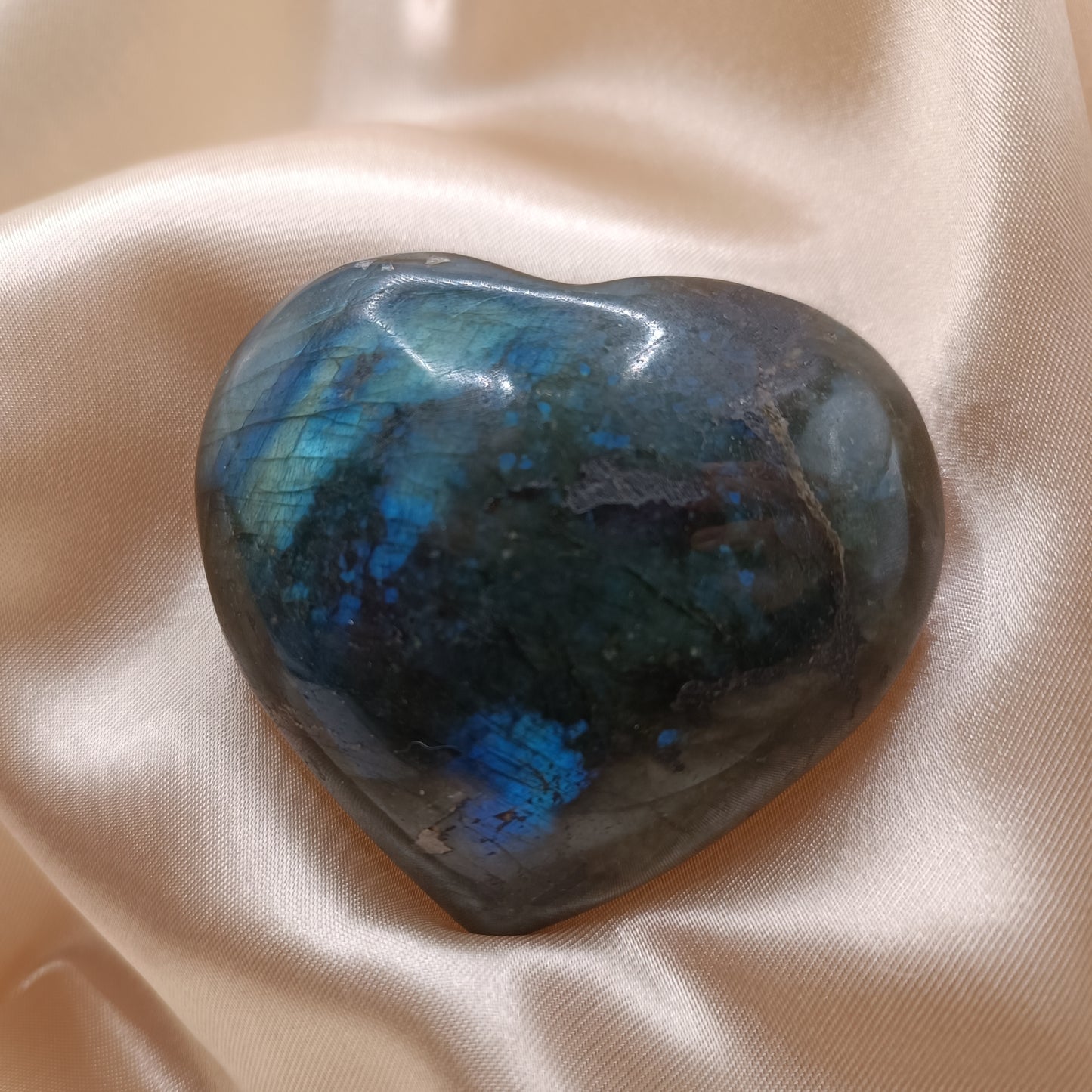Galet cœur en labradorite - 60-70 mm