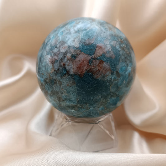 Sphère en apatite bleue - 70-80 mm