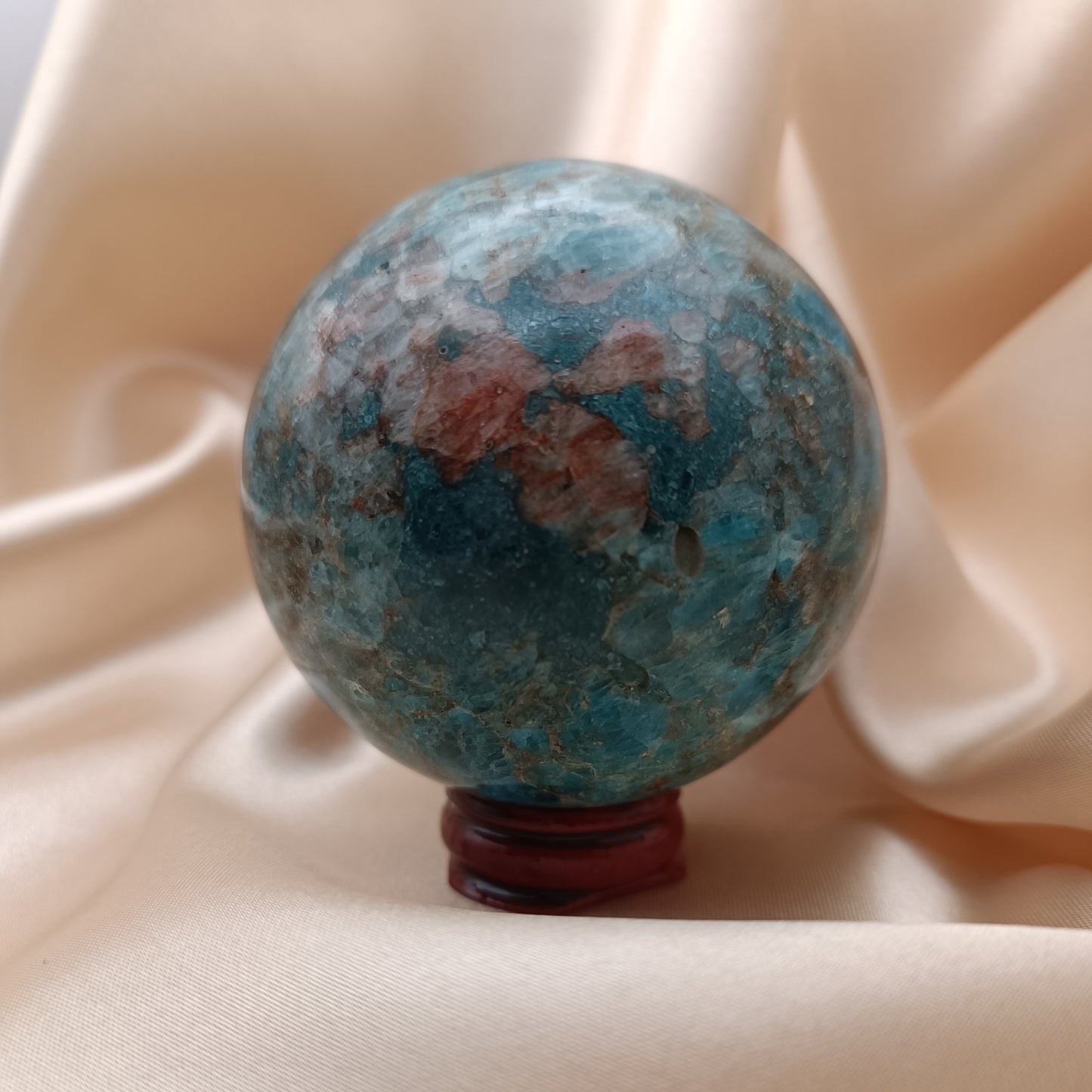 Sphère en apatite bleue - 70-80 mm