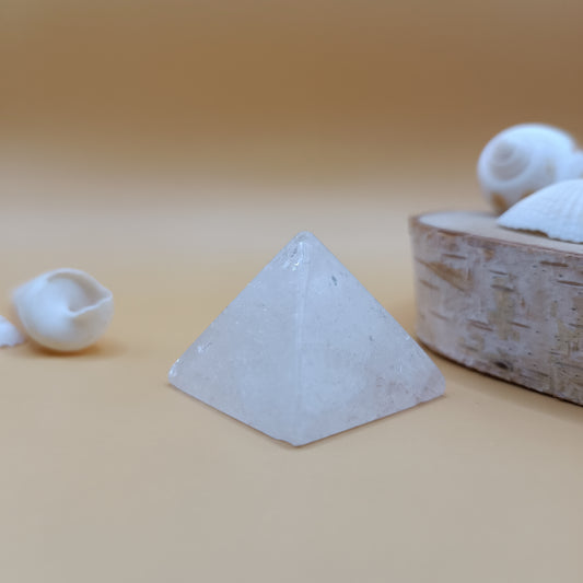 Pyramide en cristal de roche - 30 mm