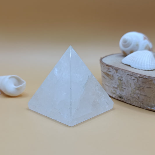 Pyramide en cristal de roche - 40 mm